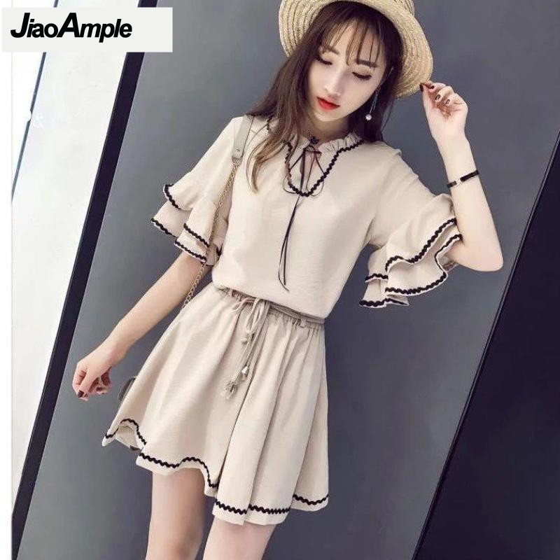 Vintage Fashion In 2025 - Setelan pakaian celana pendek wanita, blus