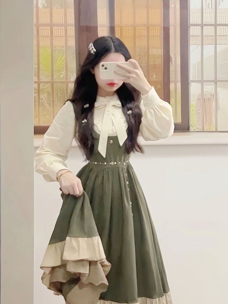 Vintage Fashion In 2025 - Gaun Tali Desain Lolita Preppy Kawaii