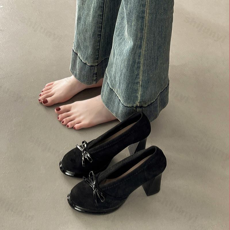 Sepatu Hak Tinggi Wanita 2025  - Vintage Fashion In 2025 ulasan dan harga