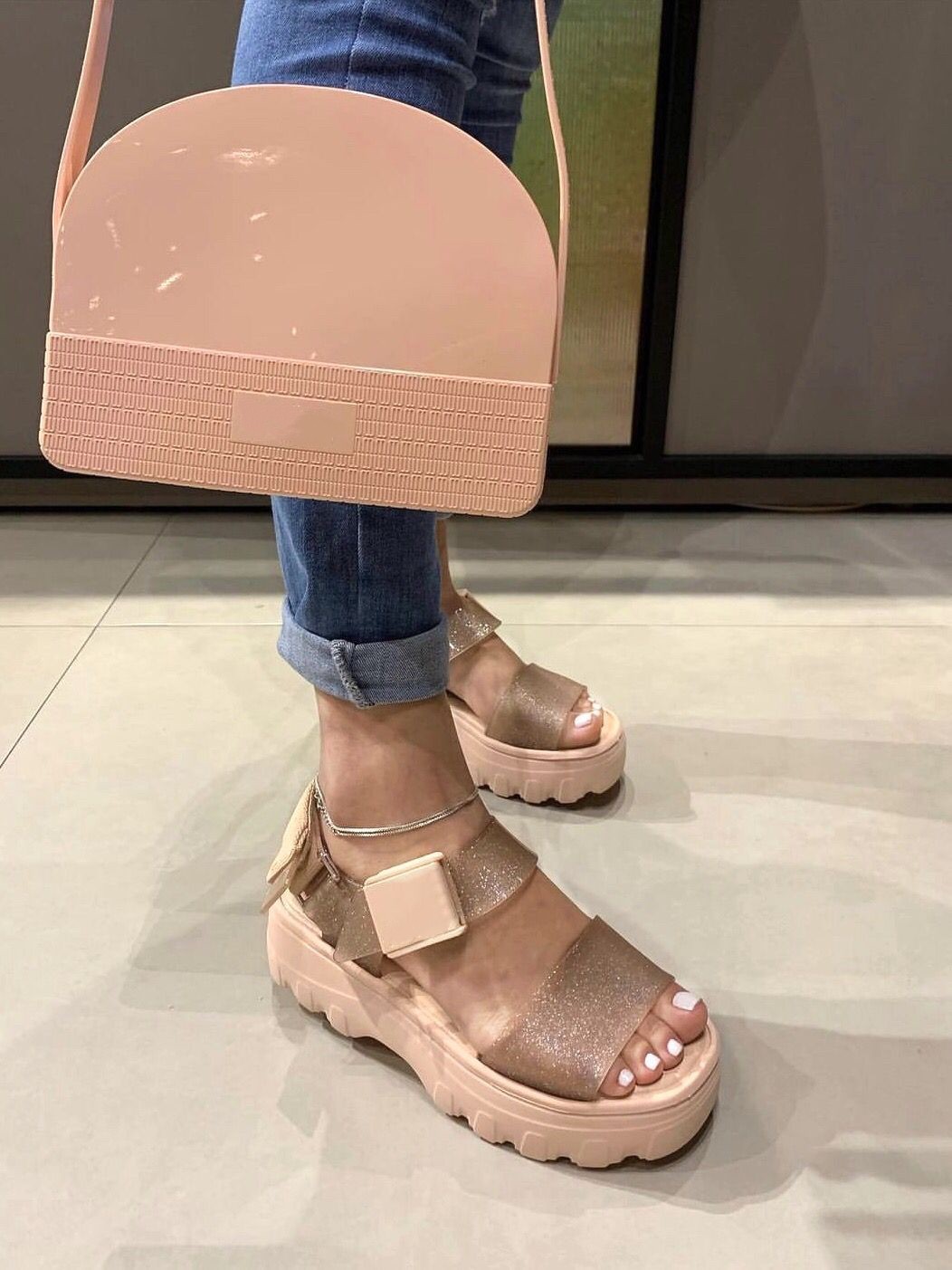 Sandal Jelly Wanita Terbaru 20 - Vintage Fashion Dresses ulasan dan harga